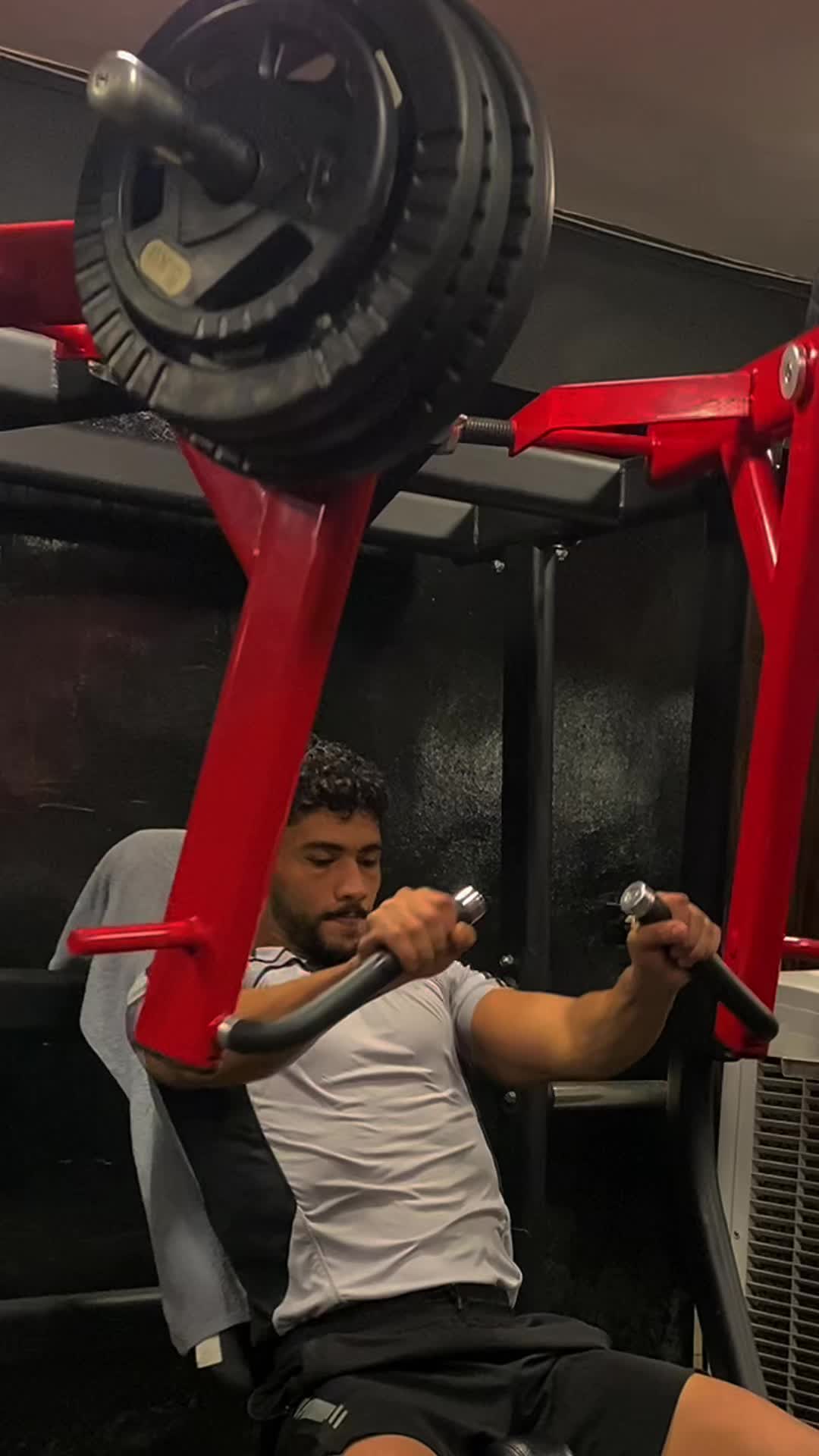 @Mo