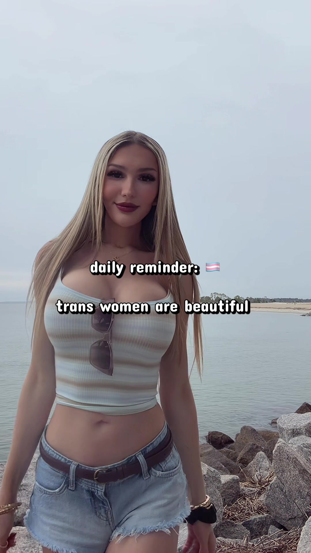 @simplyashlust