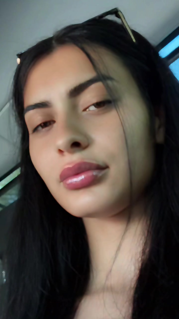 @Gabriela🦋