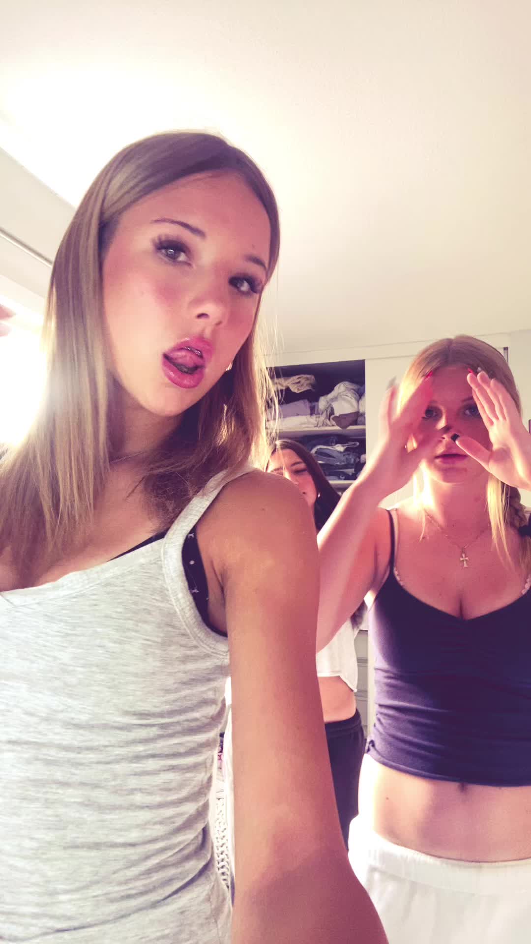 @sarahspammy
