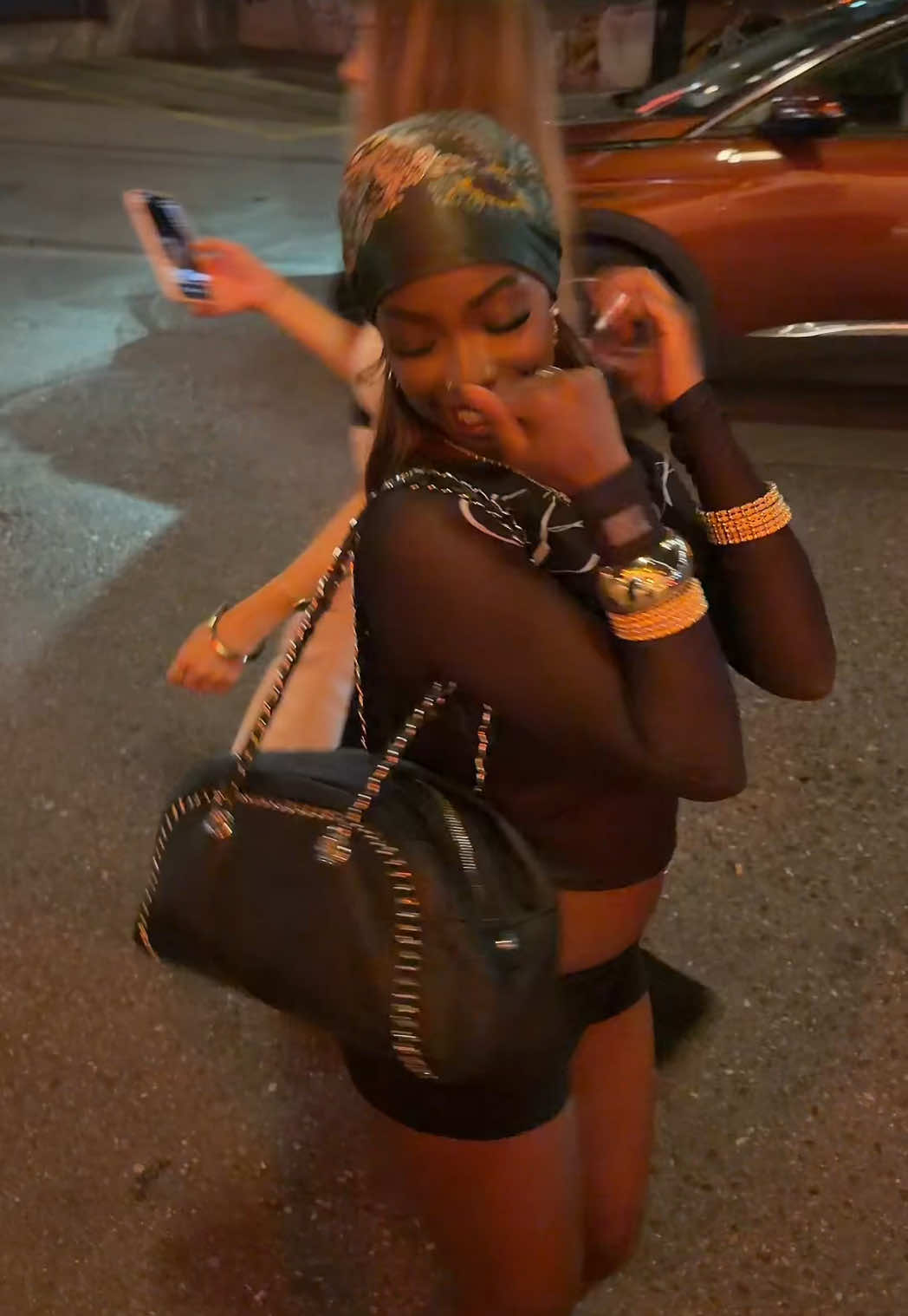 @mia