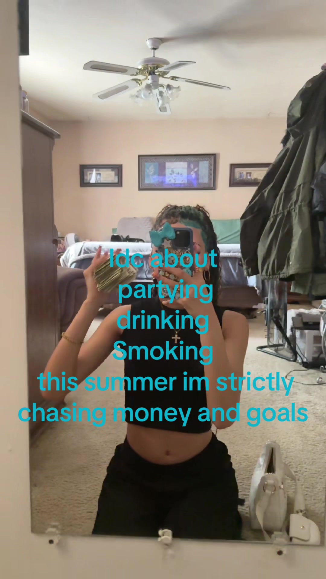 @𝒮𝑒𝒸𝓇𝑒𝓉𝓁𝒾𝒻𝑒𝑜𝒻_𝑒𝓂