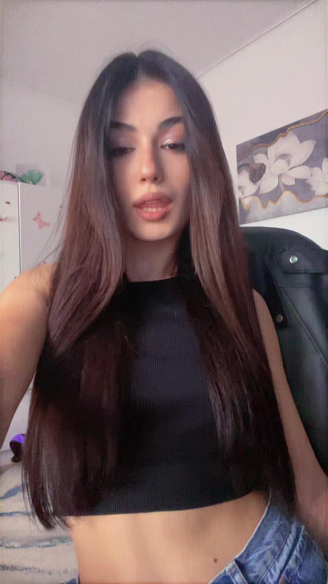 @nicoletaavaleriaa