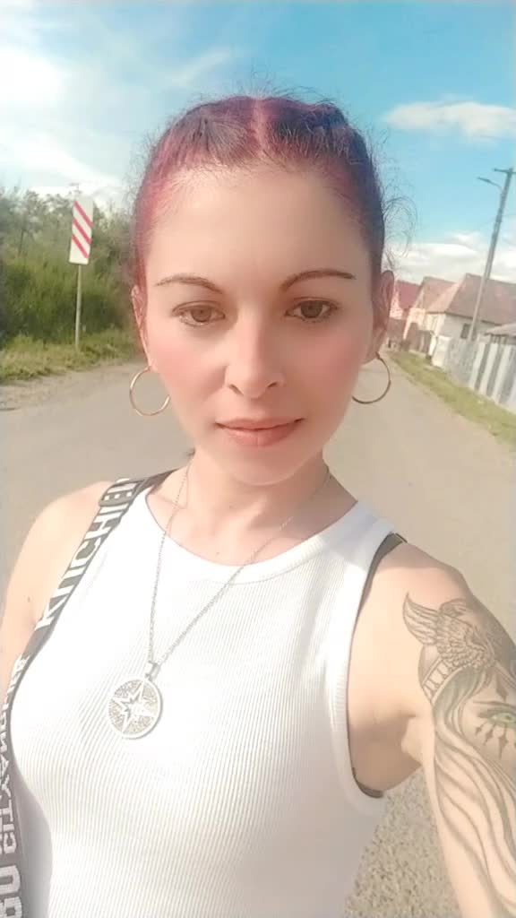 @Crys Varga