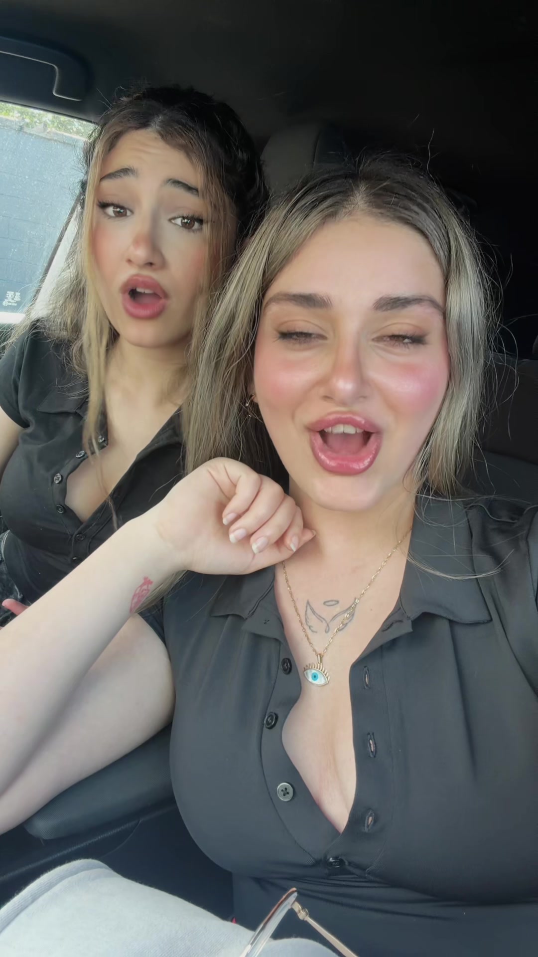 @Lena