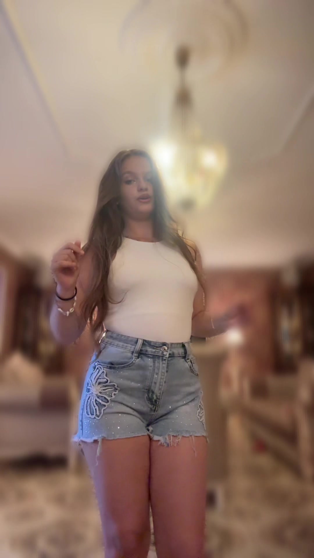 @𝑳𝒐𝒓𝒆𝒏 🤍