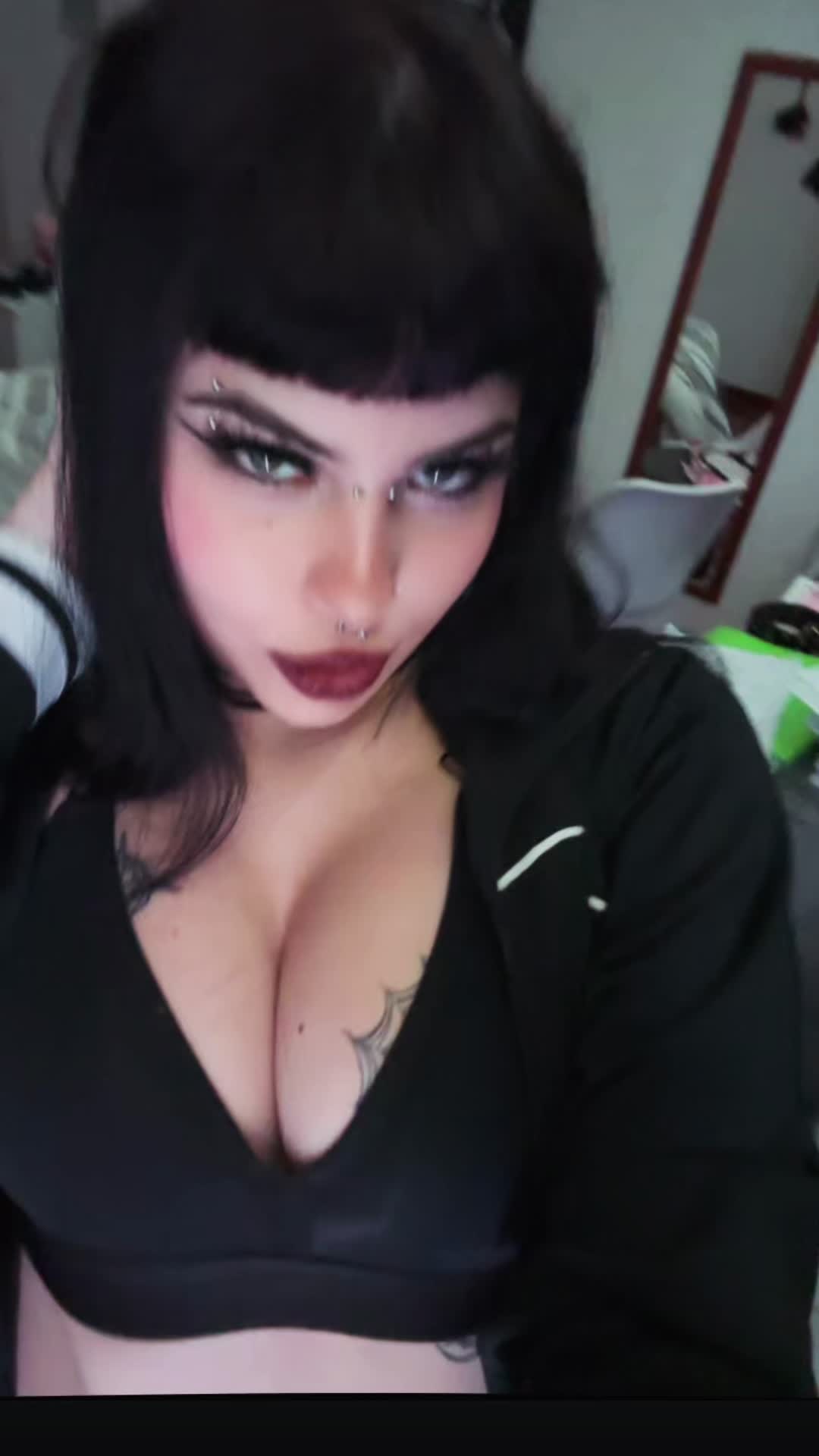 @aurora💋🔪🐈⬛