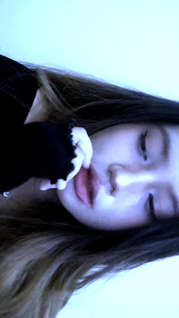 @ayri