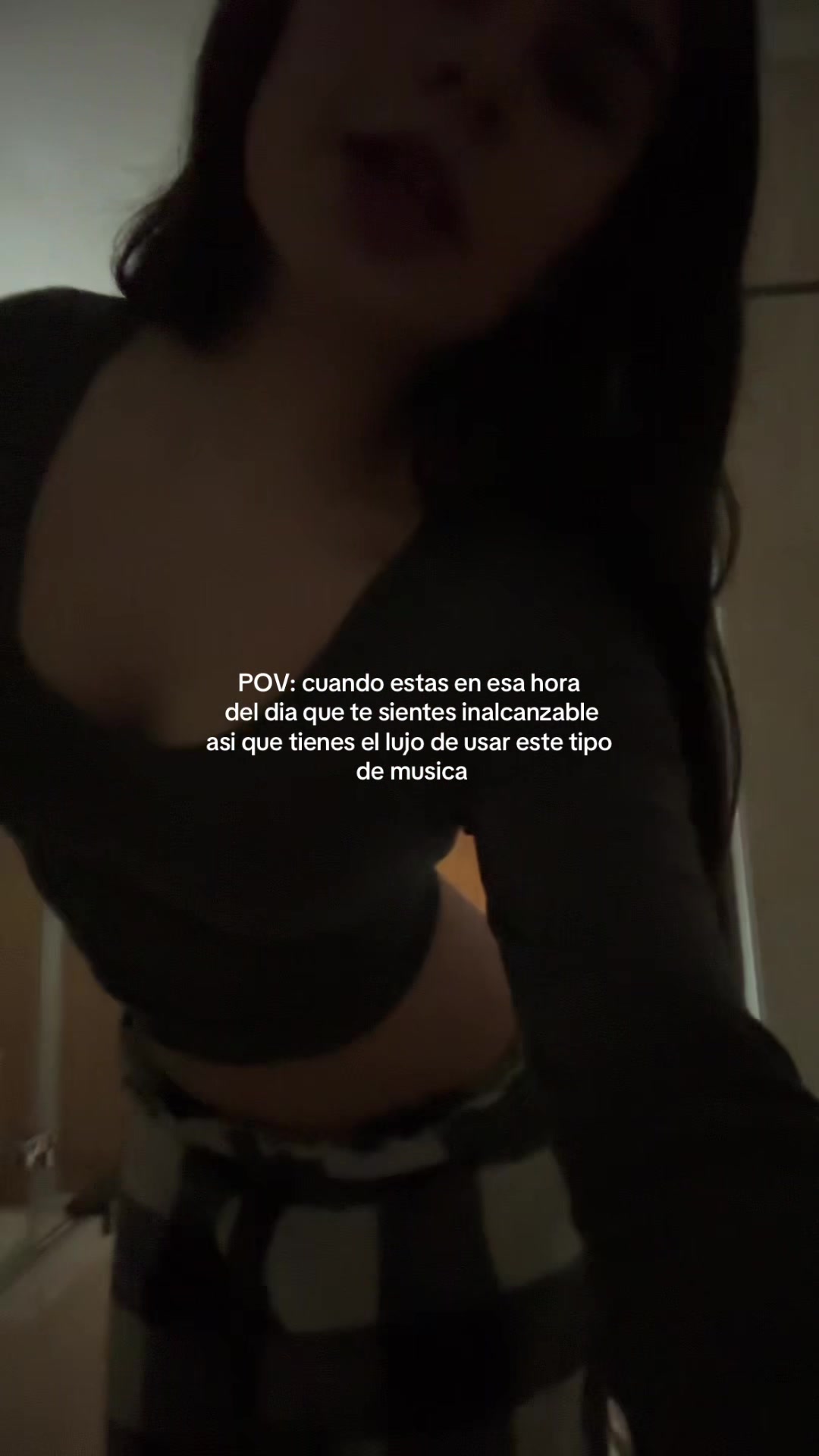 @julimamii