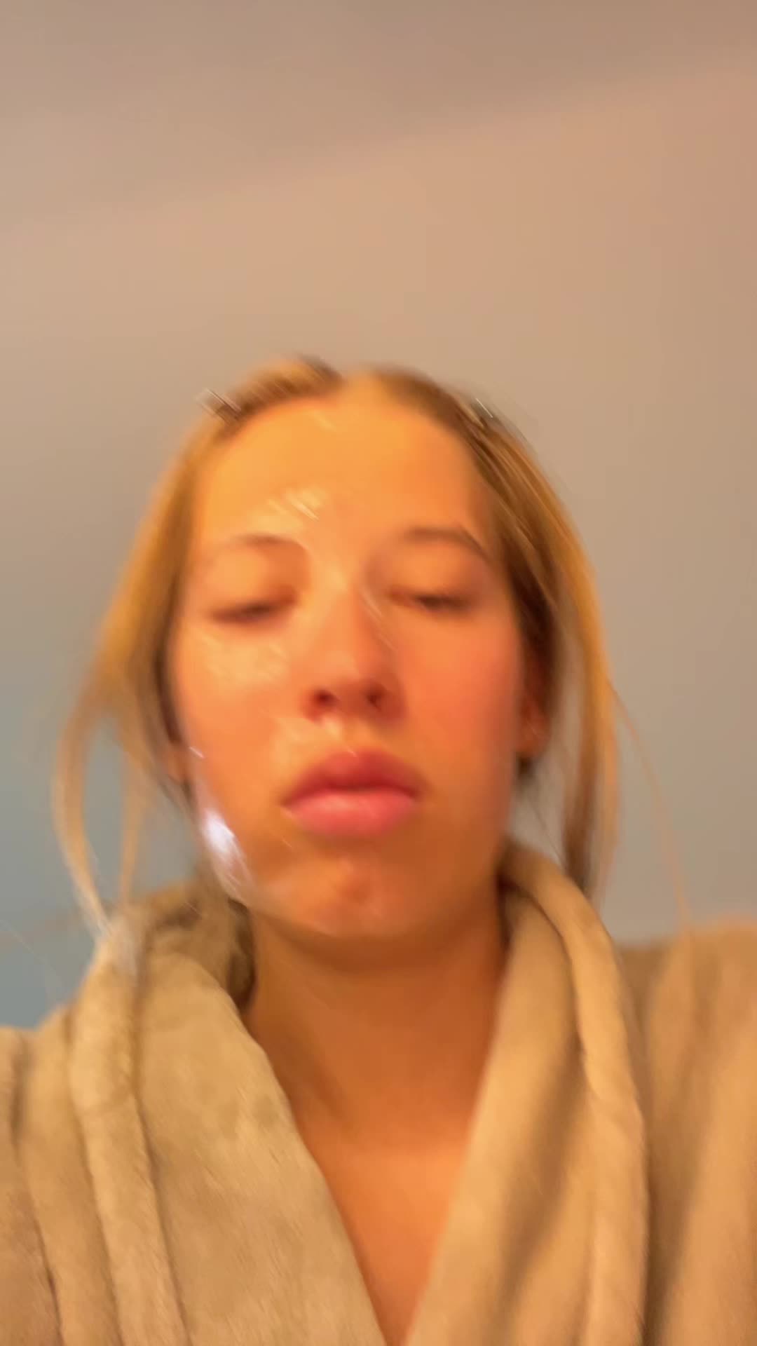 @lucasedlak