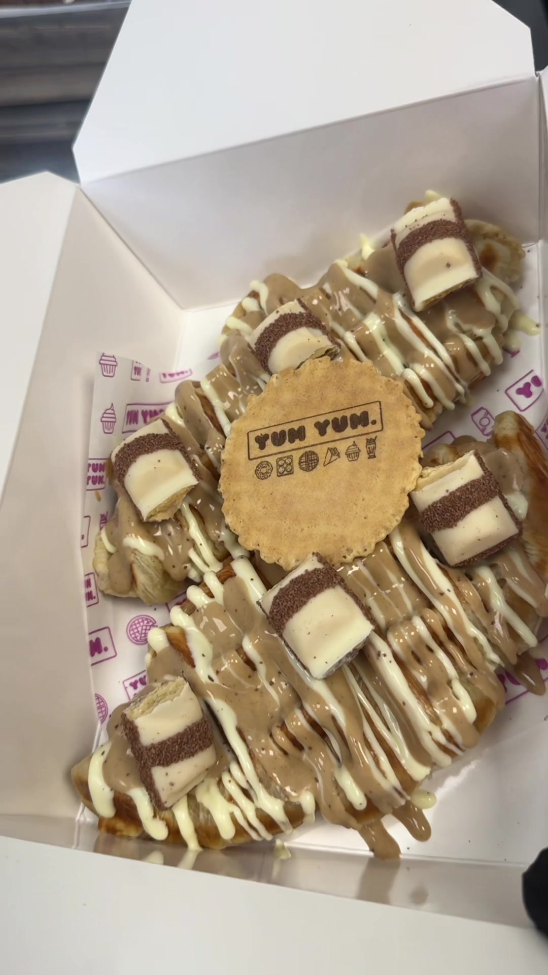 @Yum Yum Burgers & Desserts
