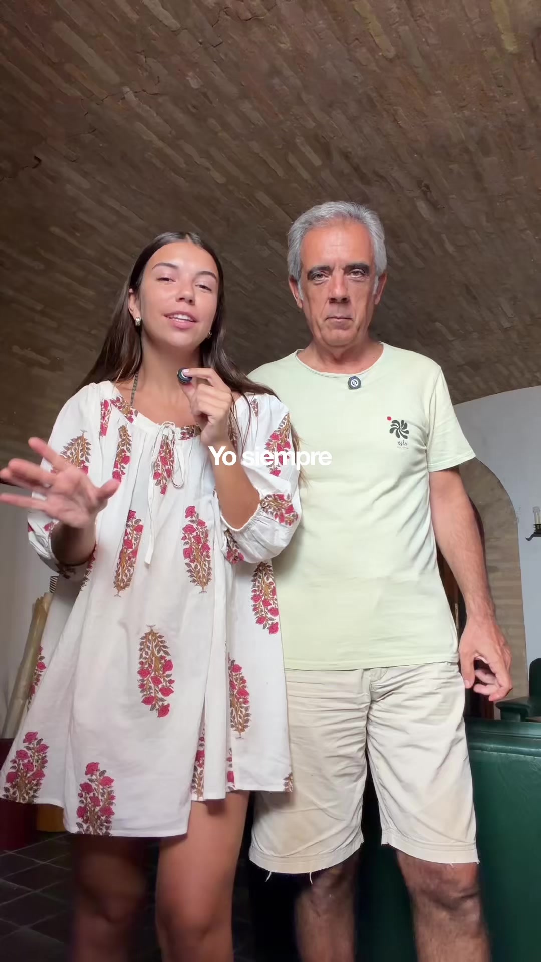 @Elena Gortari