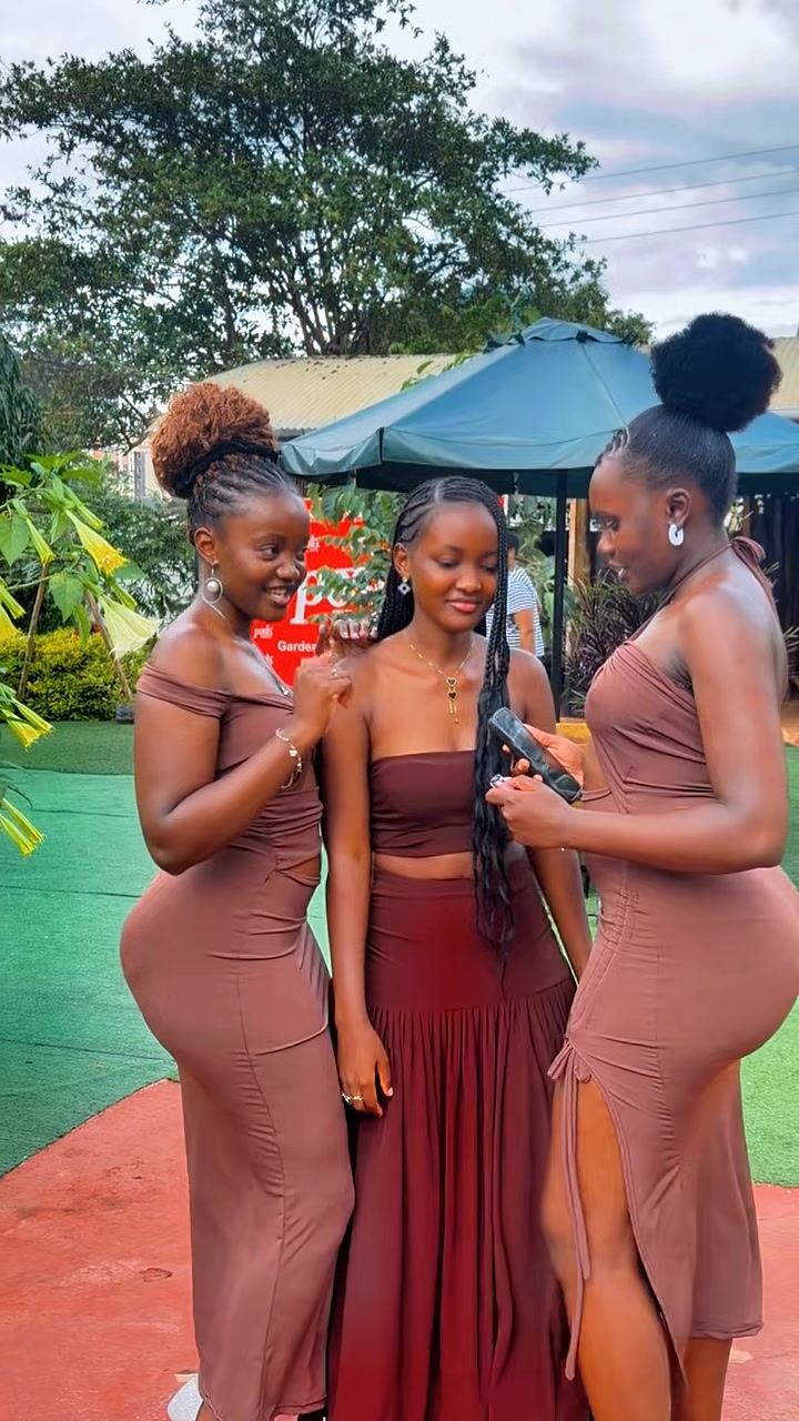@sharya🖤💋🌹