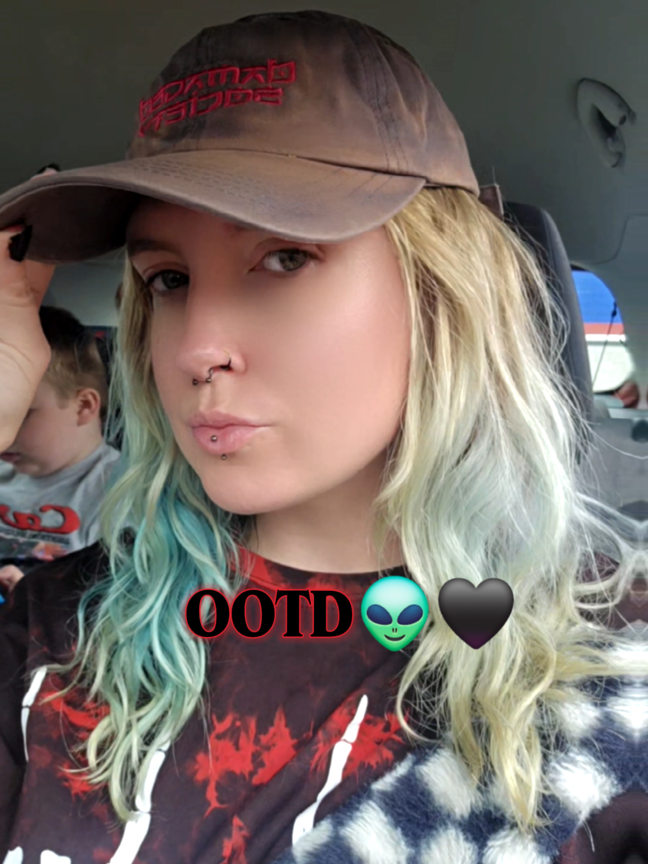 @Rage Queen|Alt-Mum