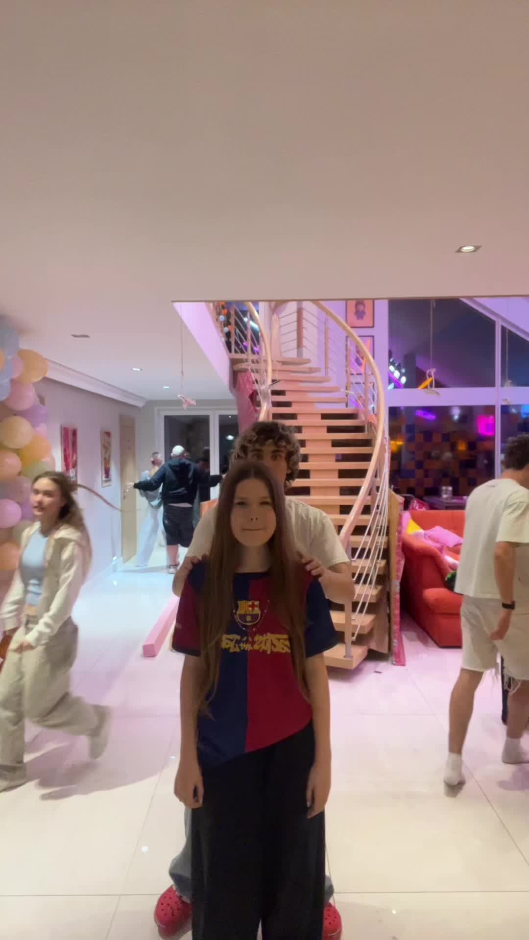 @Roksi😛
