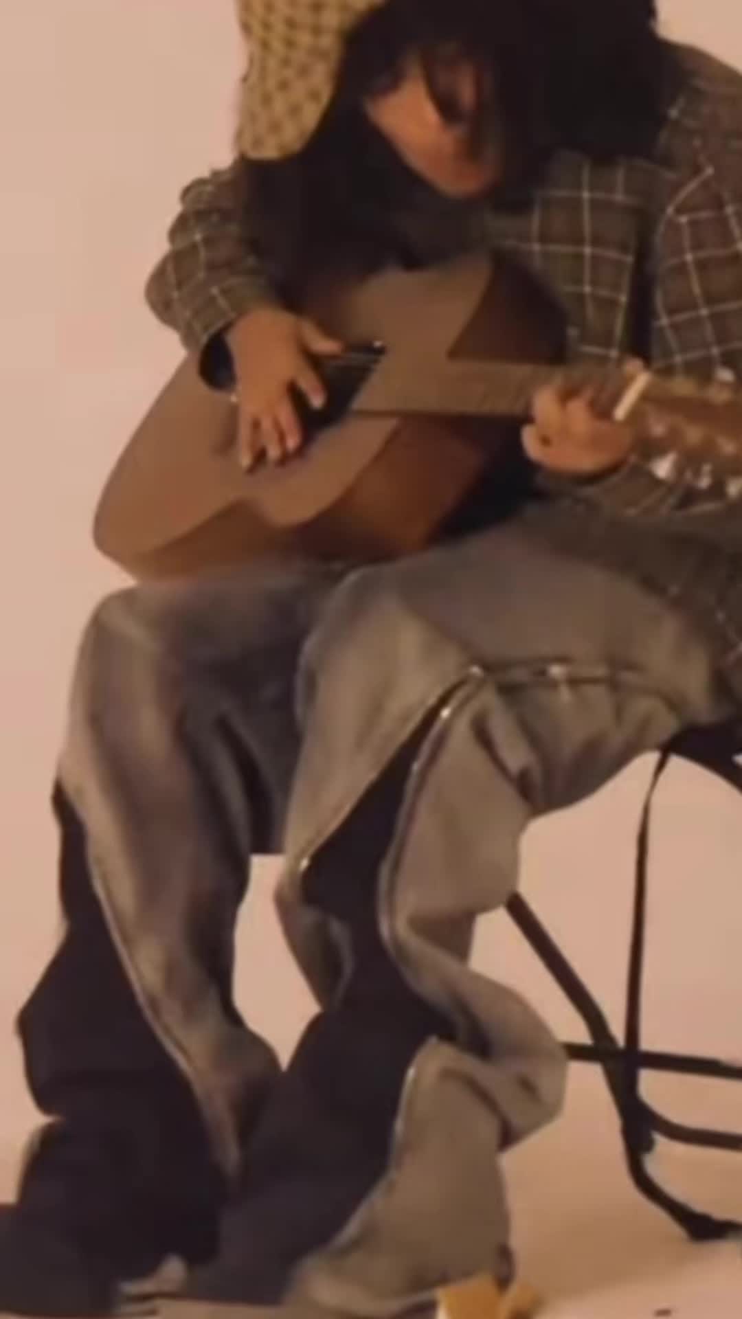 @ant.