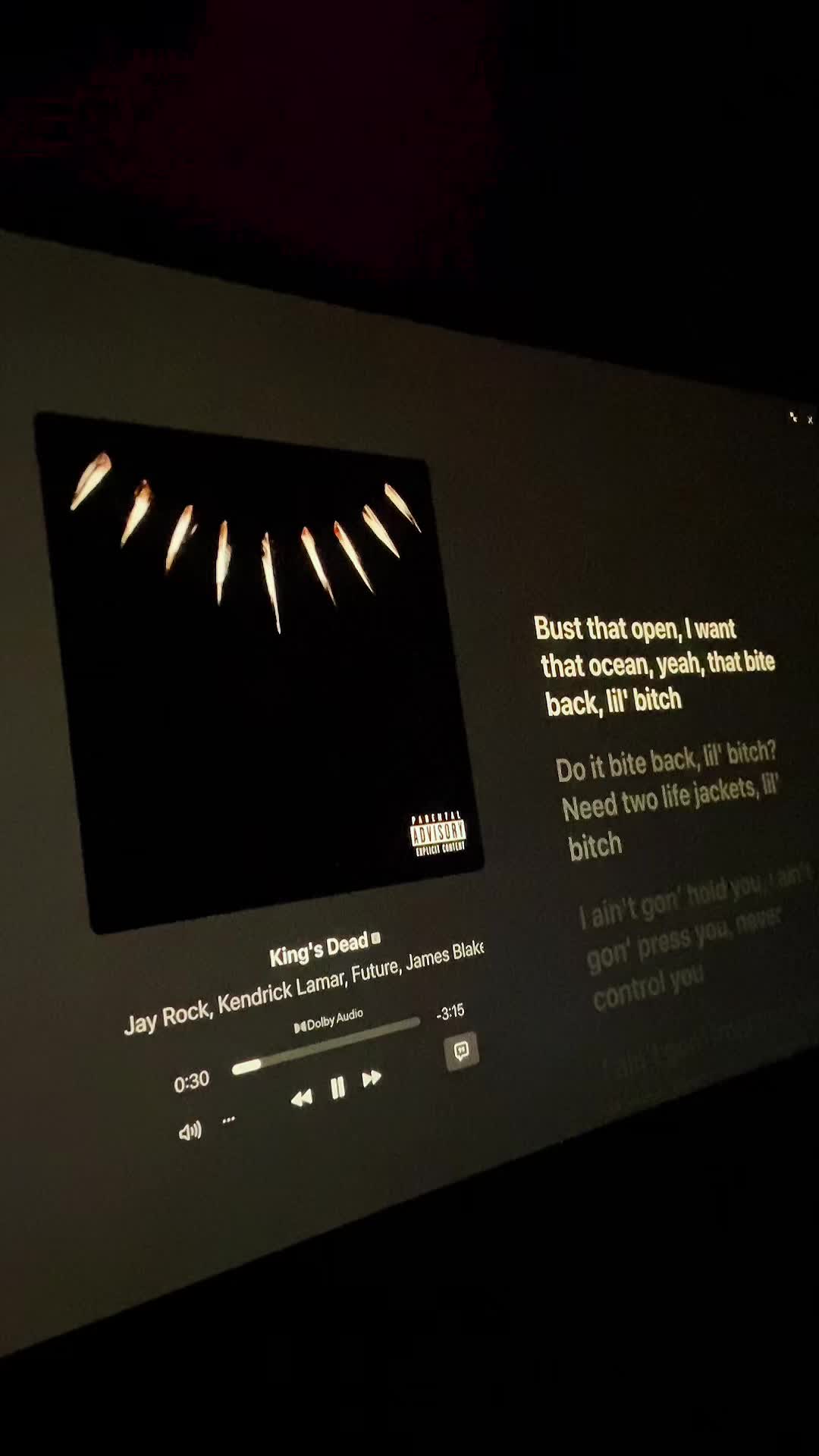 @🎶glow lyrics🎶