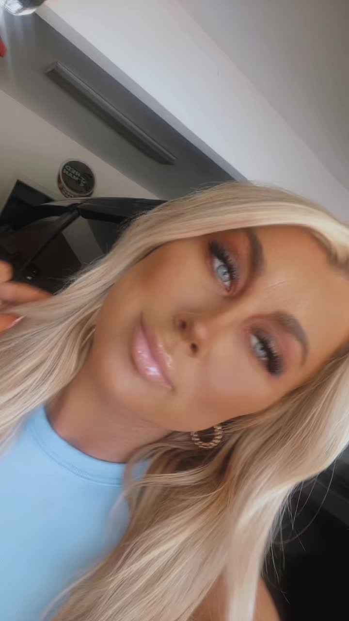 @Laceybarbieee
