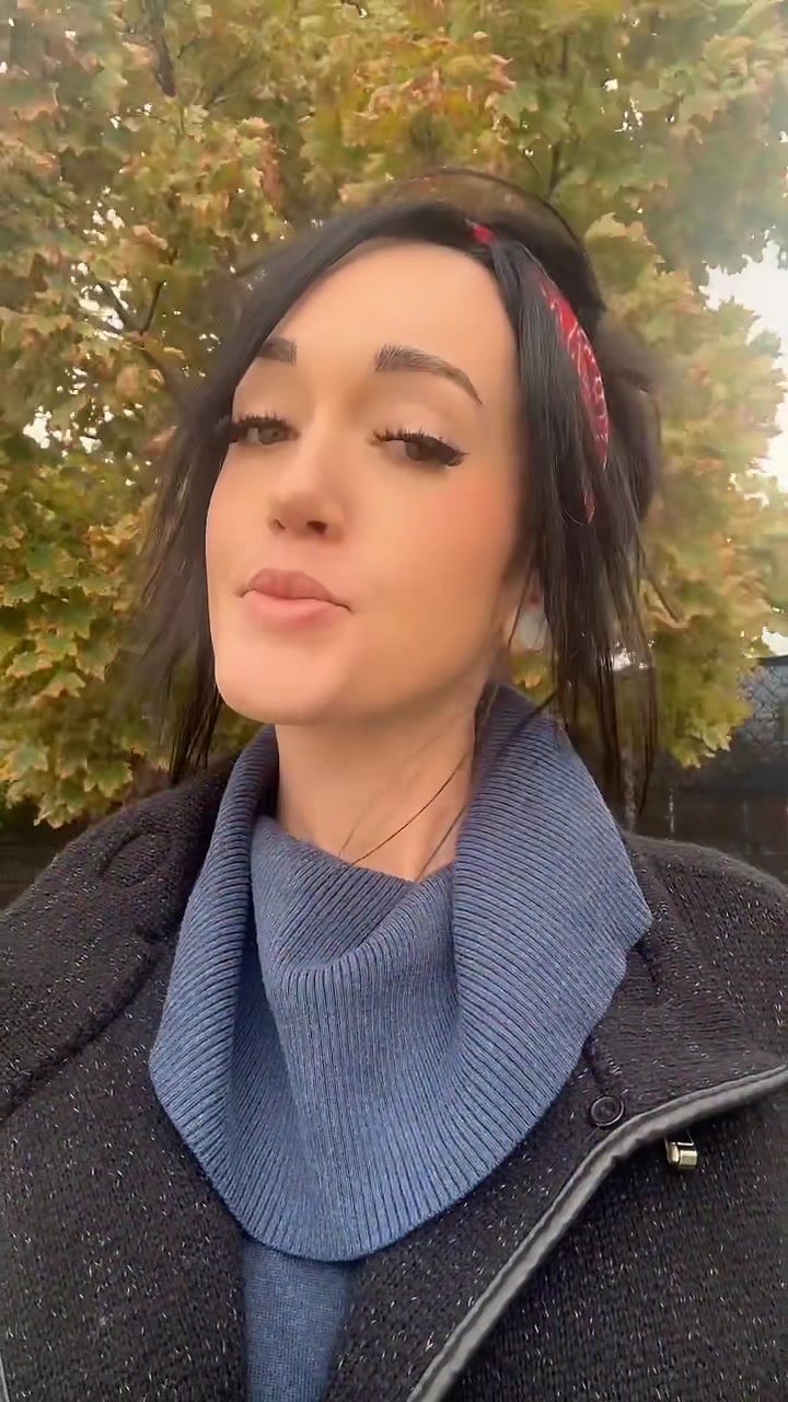@Jenni