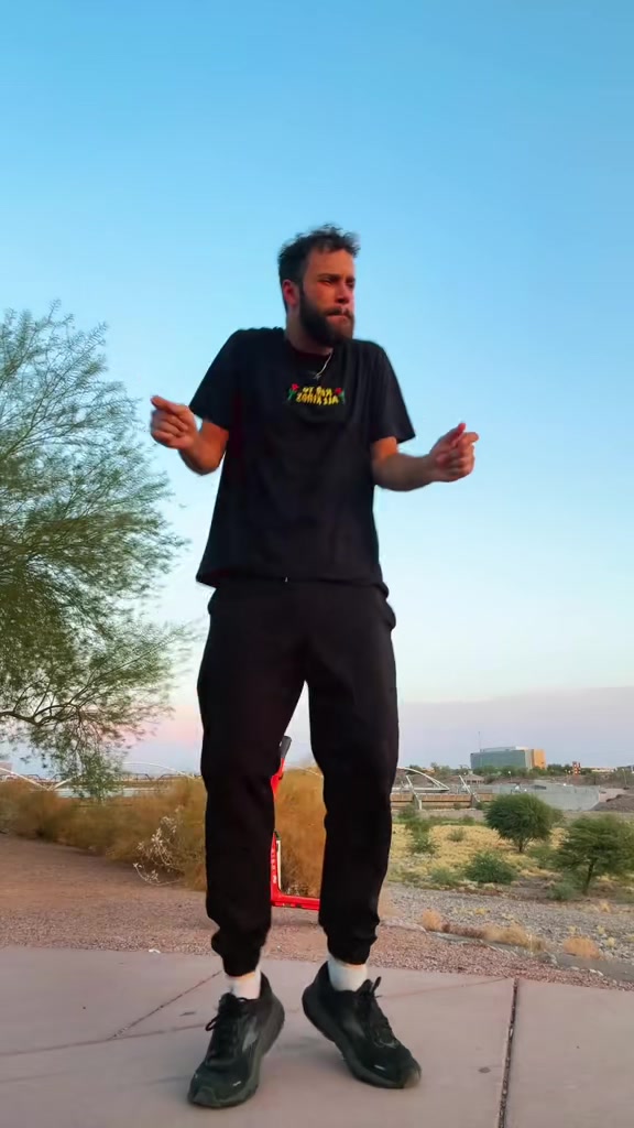@Tommy 🕺| Freestyle Dancer
