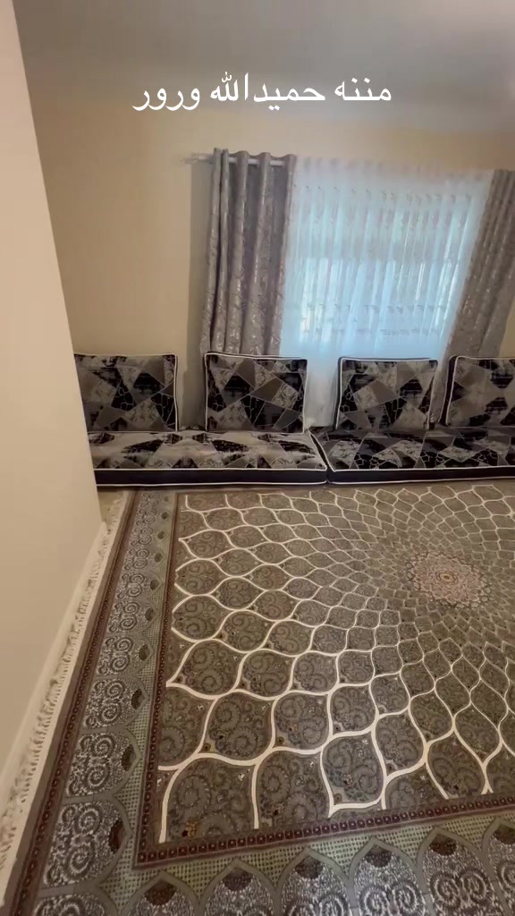 @Atal Rugs