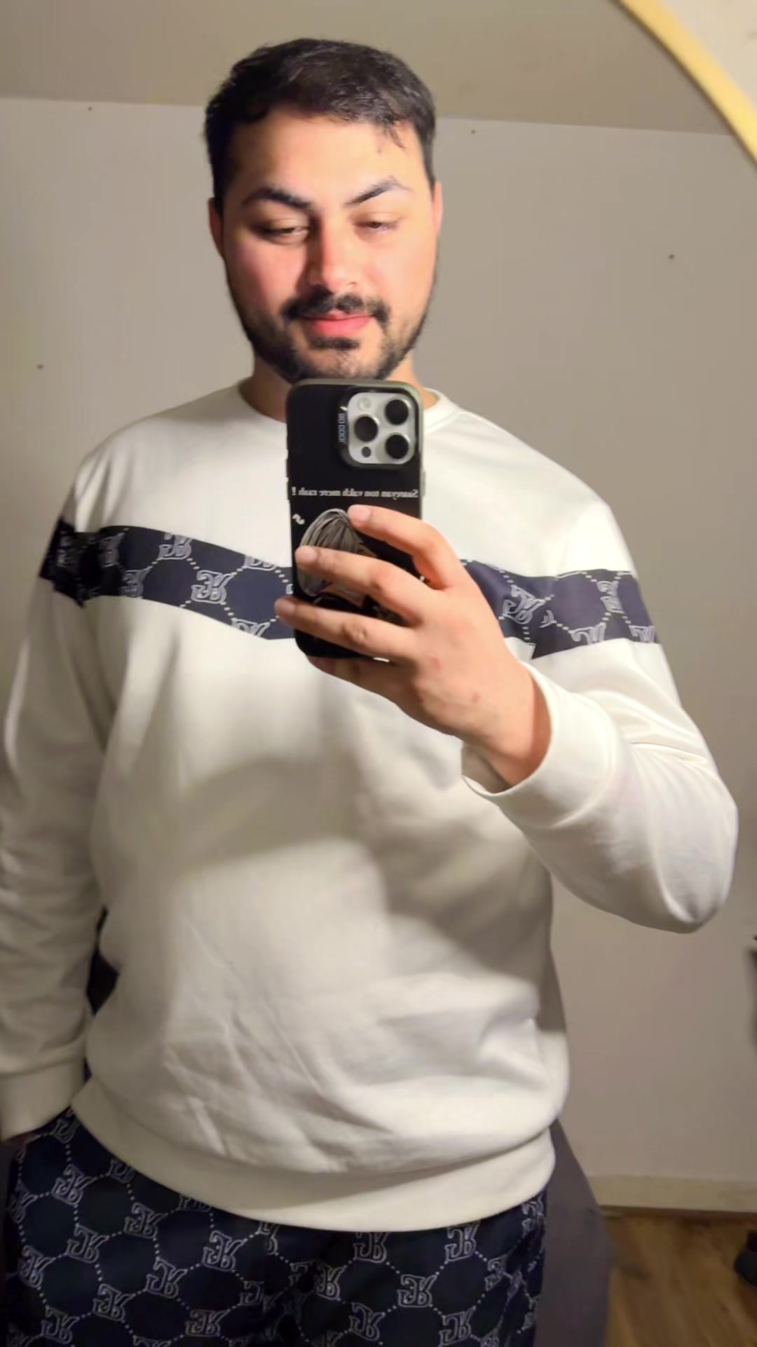 @Fakhar Abbas🇬🇧🏴