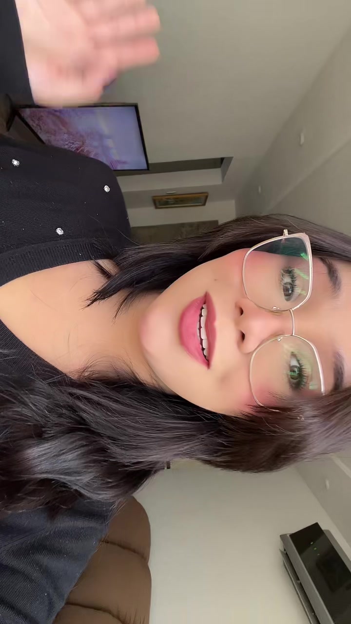 @Bella<3