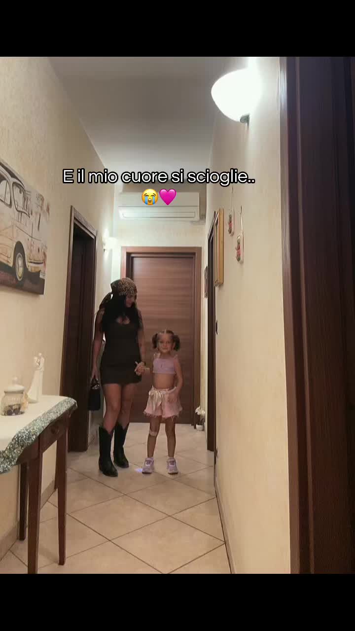 @𝑨𝑵𝑵𝑨 𝑴𝑨𝑵𝑬𝑳𝑳𝑰