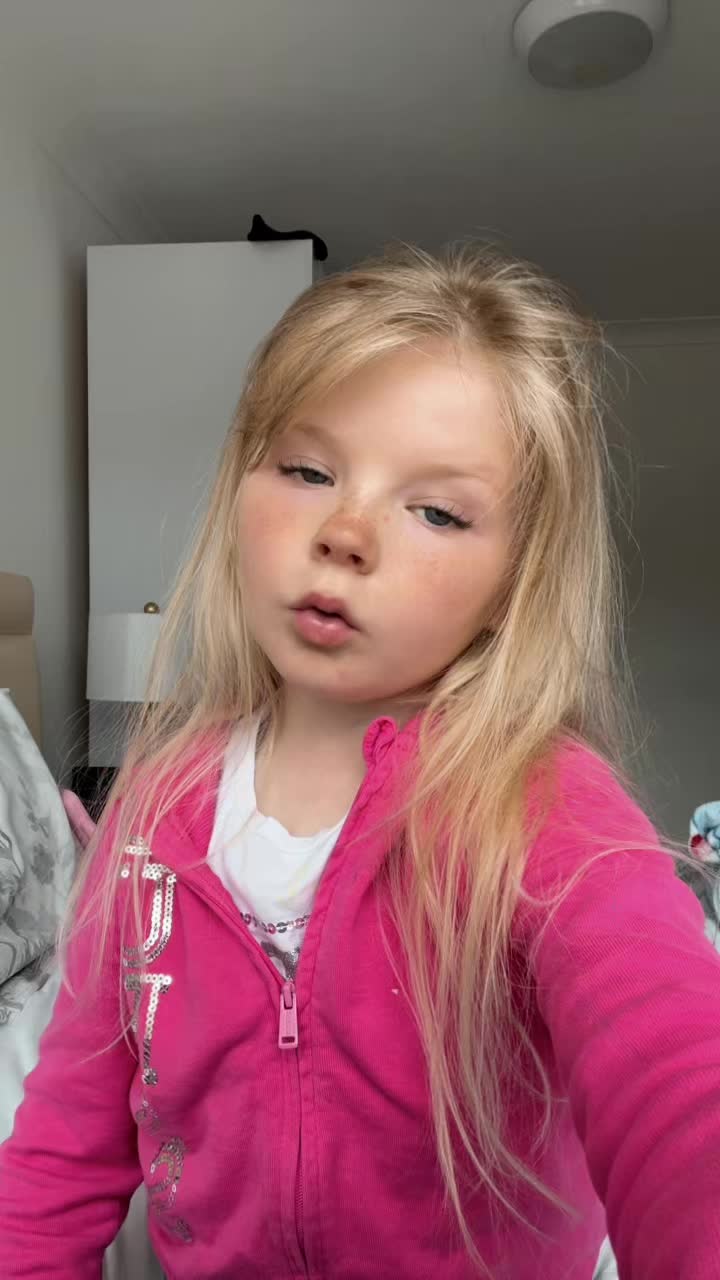 @Lillyanna🦋🌸🩷🫶