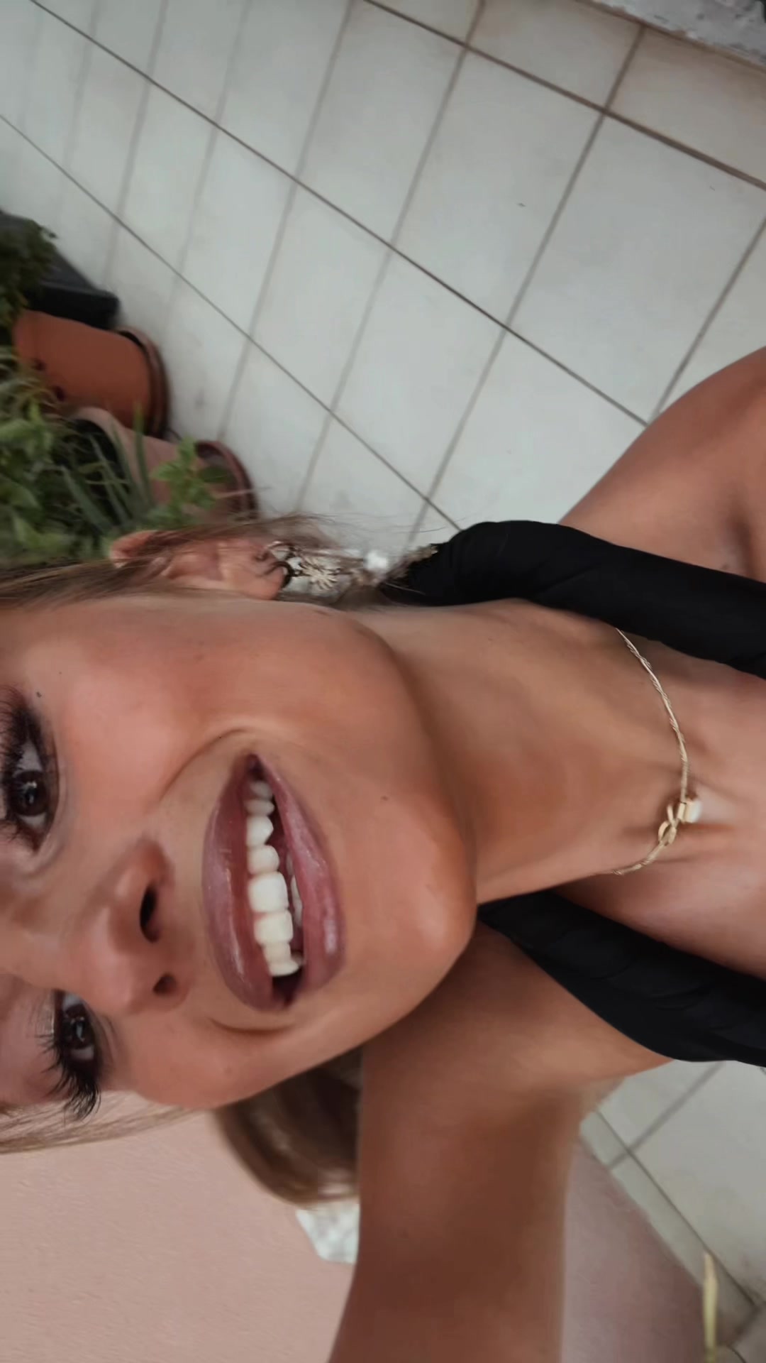 @vlogs and plogs