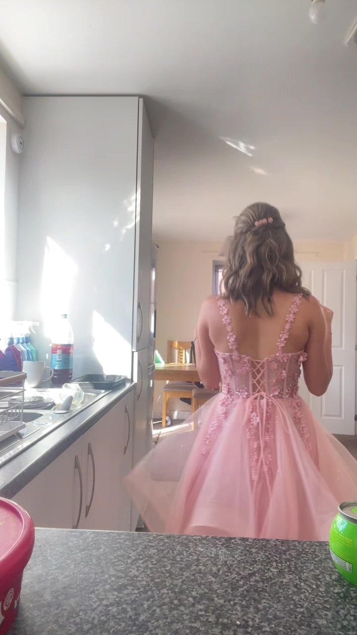 @𝒯𝒾𝒶𝓃𝒶－𝓇ℴ𝓈𝒾ℯ𝓈𝓅𝒶𝓂ꨄ