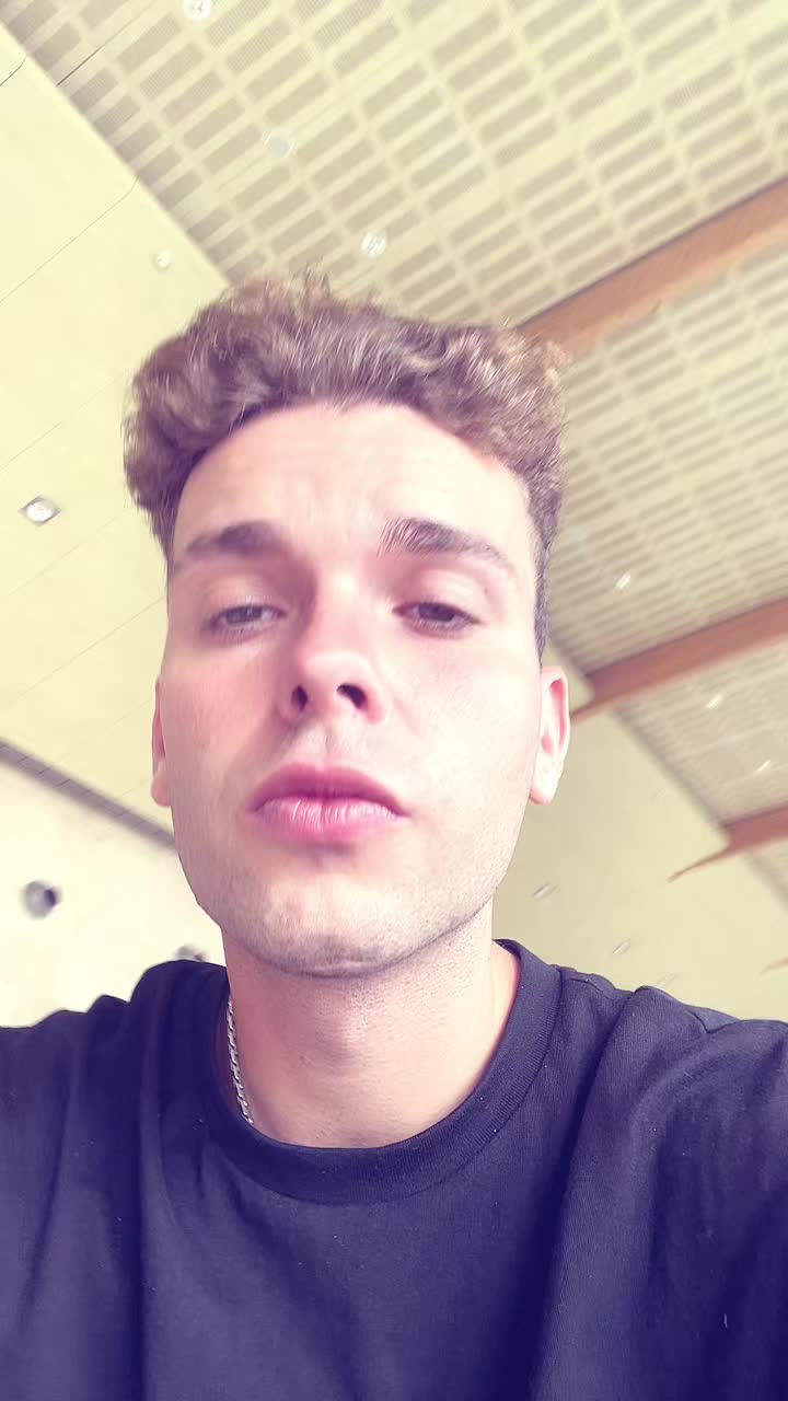 @๐น๐๐๐ฃ๐๐