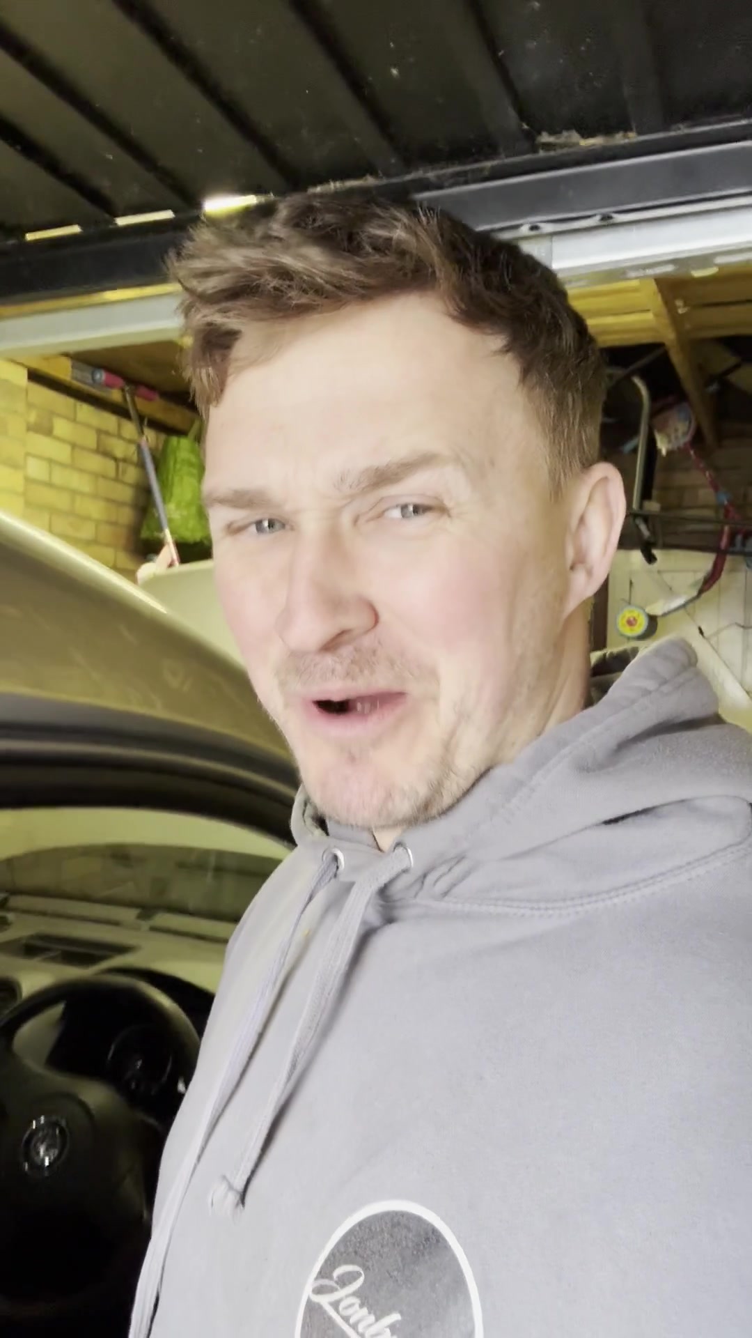 @jonbuildz