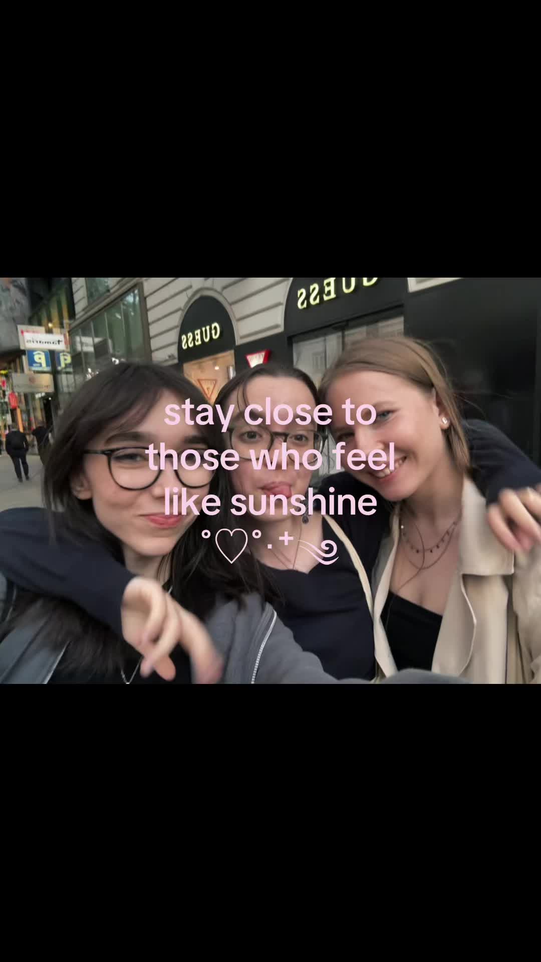 @leni