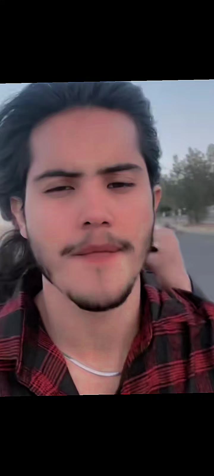 @𝐈𝐭'𝐬 𝐀𝐛𝐝𝐮𝐥𝐥𝐚𝐡_👑🦅