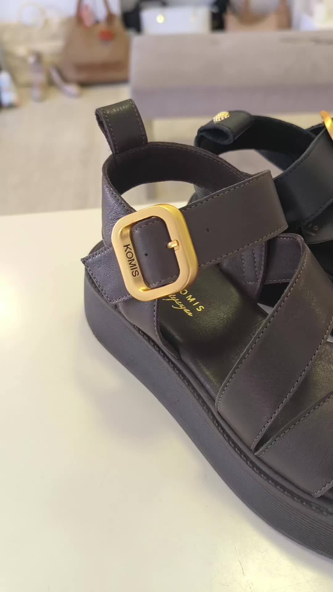 @avantage shoes