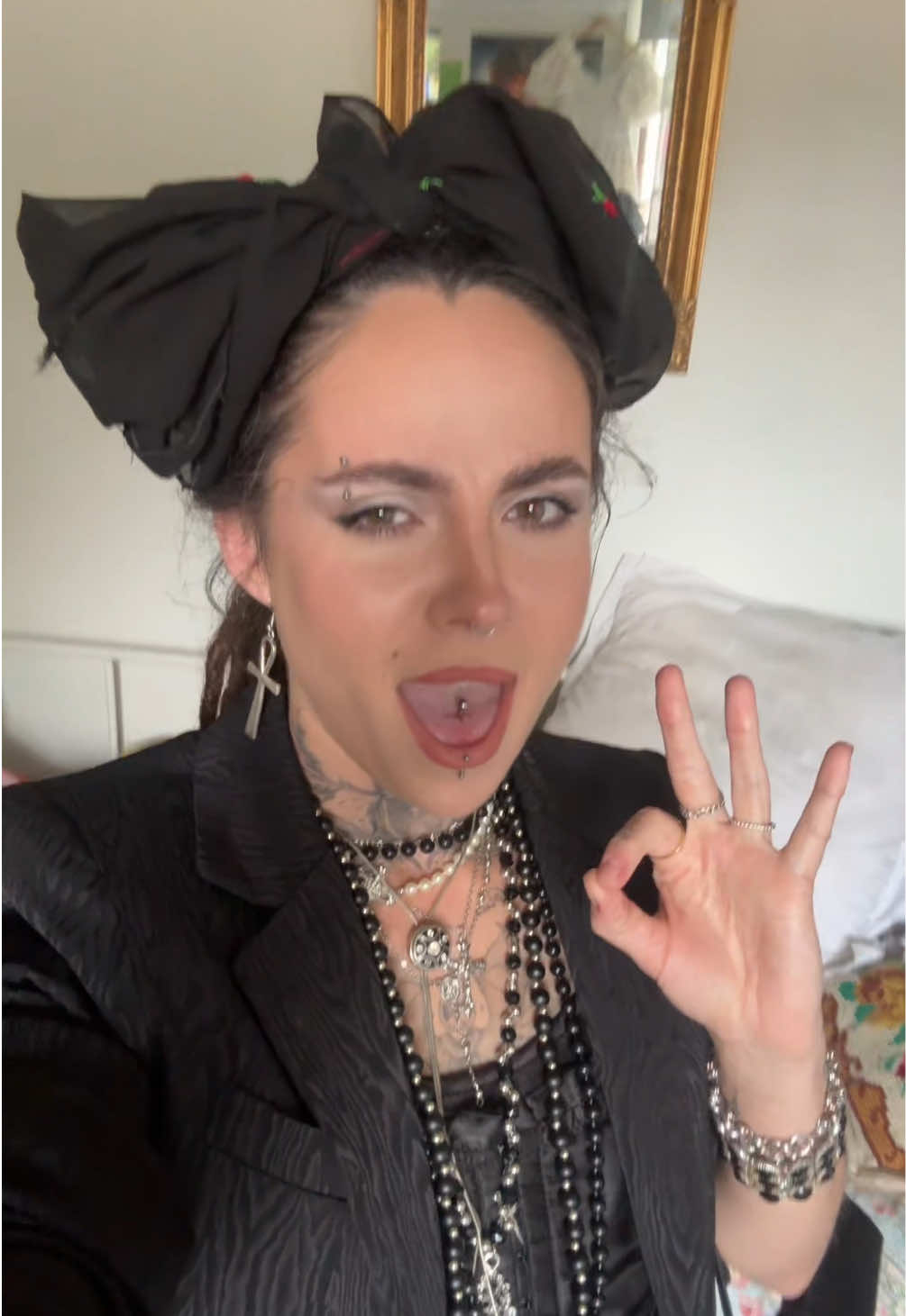 @freebeingclaire