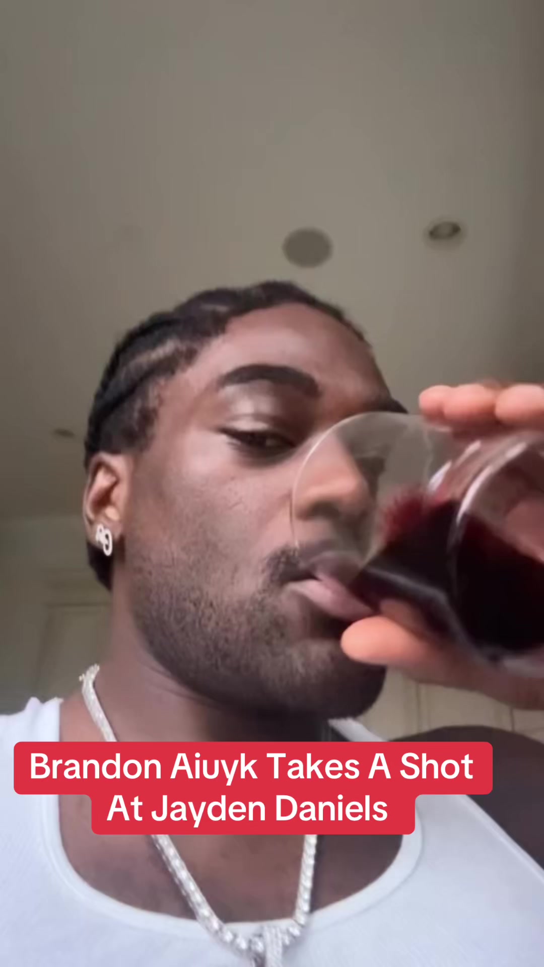 @theScore