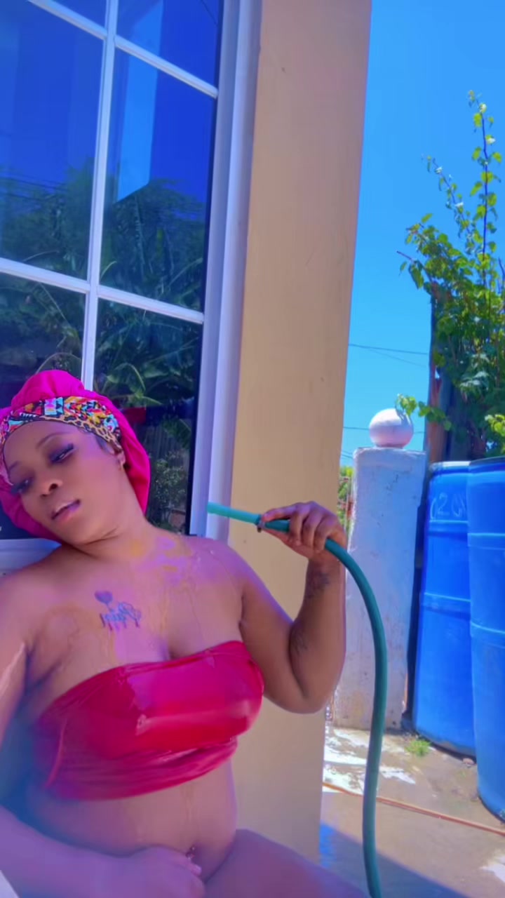 @Rissa💞🇯🇲