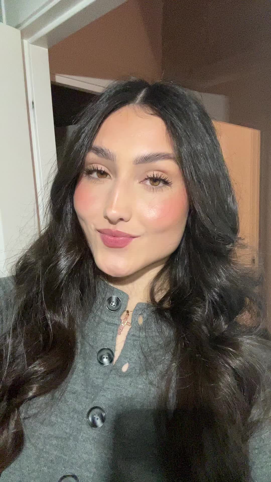 @maría.