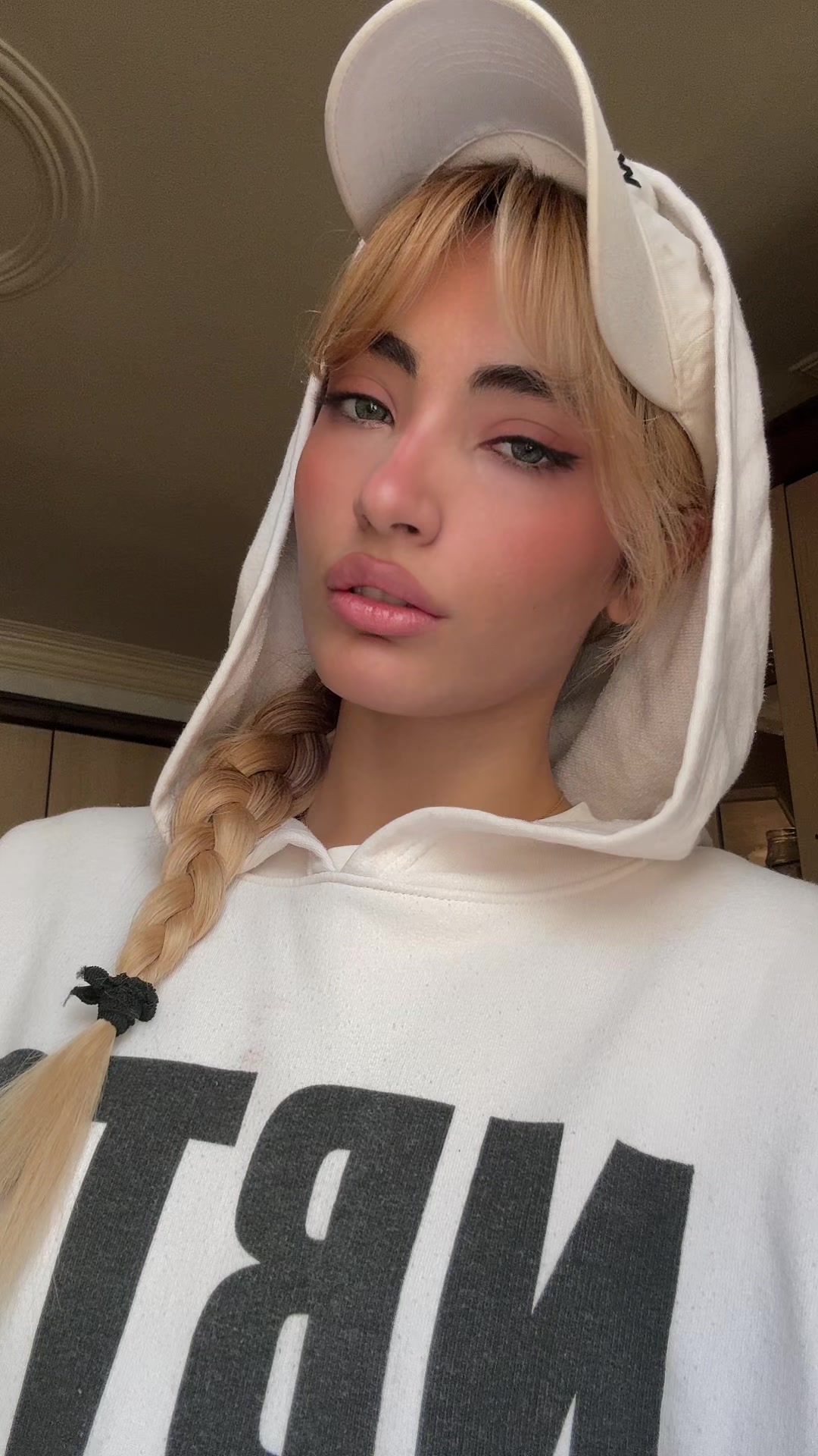 @atenaahmadi