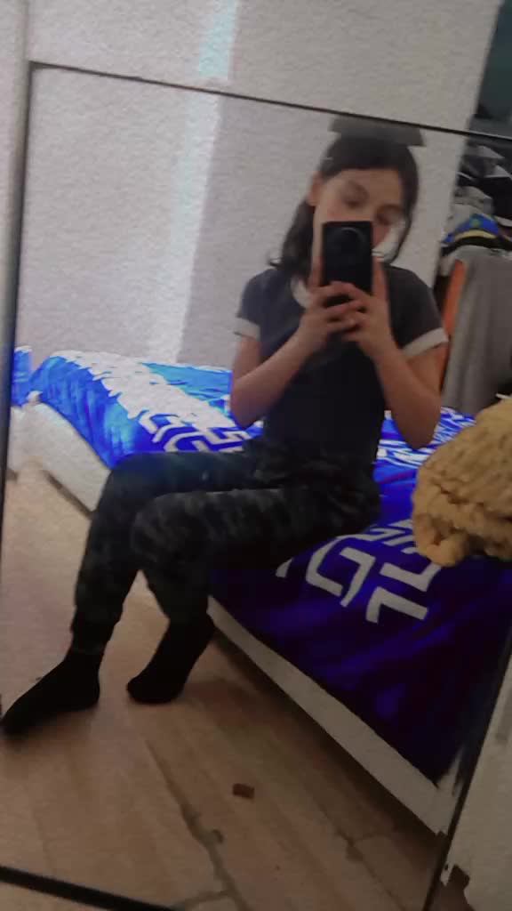 @Adela❤️💛Lowe🥰💜🧡🩵Stefan