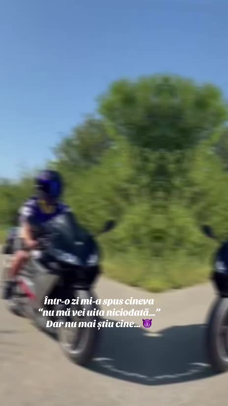 @Laura Mamară