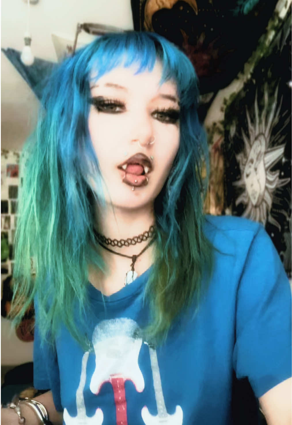 @•🎨gwothixc🎸•