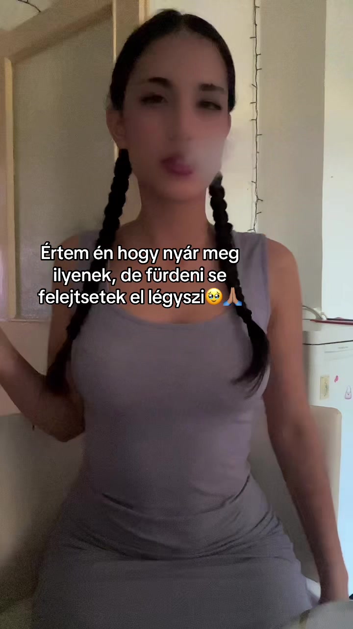 @NIKOLETTA15.