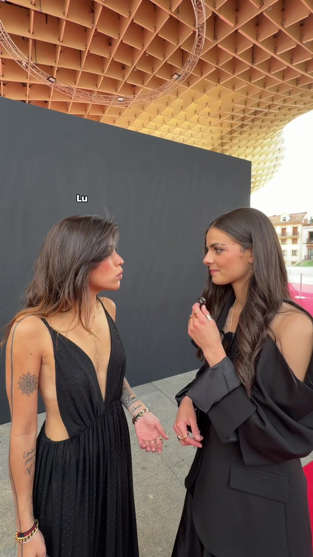 @LUCIA DE LA PUERTA