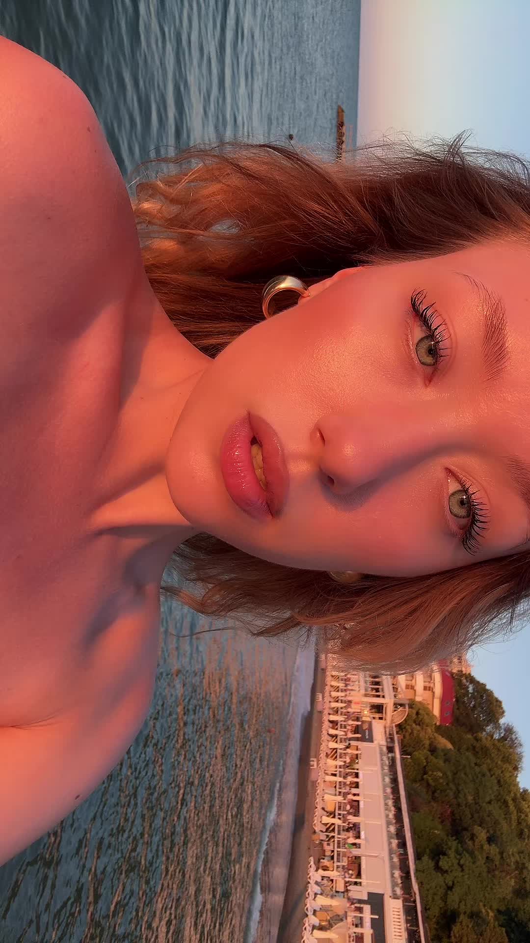 @BloominDonna