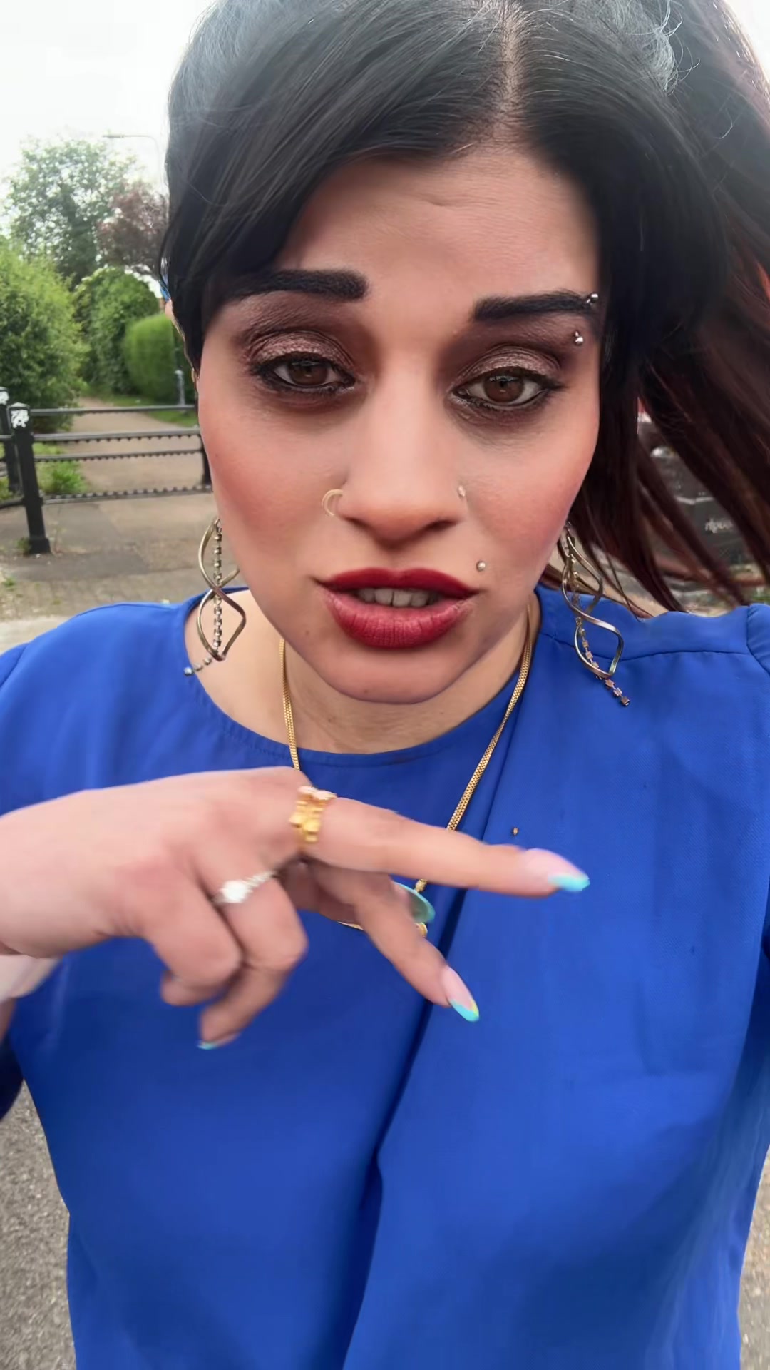 @ⁱᵐ͟͟͞͞☞🇬🇧𝕌𝕂 𝕊𝕙𝕖𝕣𝕟𝕚🐅