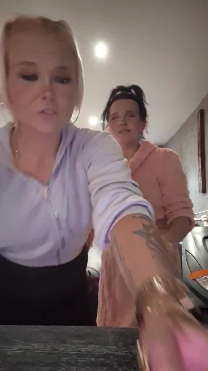 @Vanessa 😈