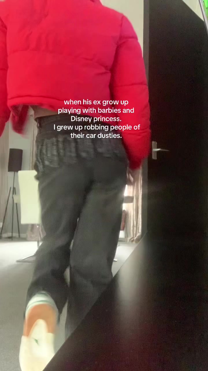 @- sydneywoodx